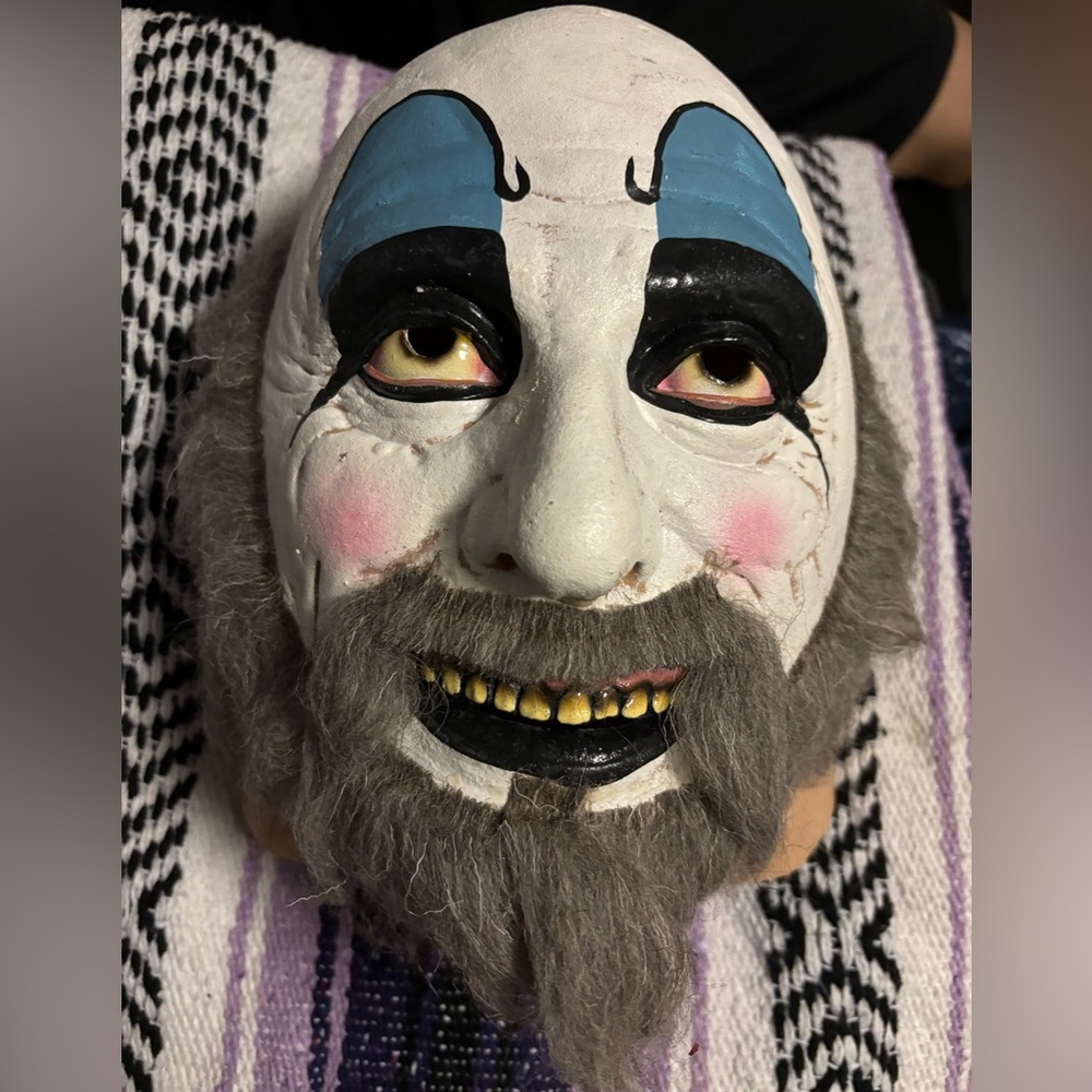 House of 1000 corpses Captain Spaulding mask.